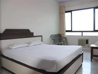 Hotel Madhuban Mahābaleshwar Esterno foto