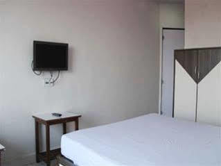 Hotel Madhuban Mahābaleshwar Esterno foto