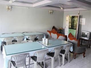 Hotel Madhuban Mahābaleshwar Esterno foto